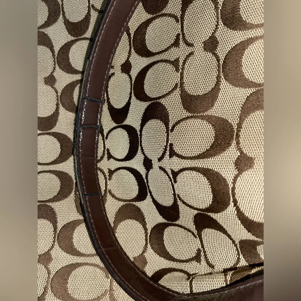 COACH Preowned Handbag F28503 Signature Stripe 12cm Devin shoulder tote bag - Picture 7 of 11
